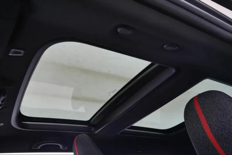 MINI Cooper C din 2024 cu 4.350 km - oferta MIN204347 - foto 8