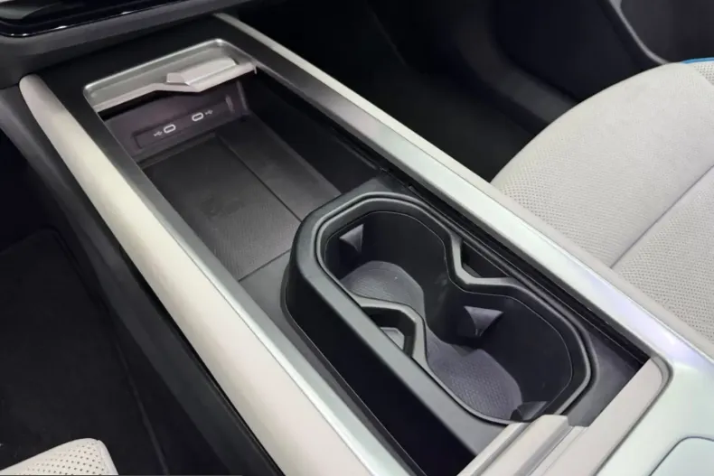 Volkswagen ID.7 din 2023 cu 31.300 km - oferta VOL204348 - foto 27