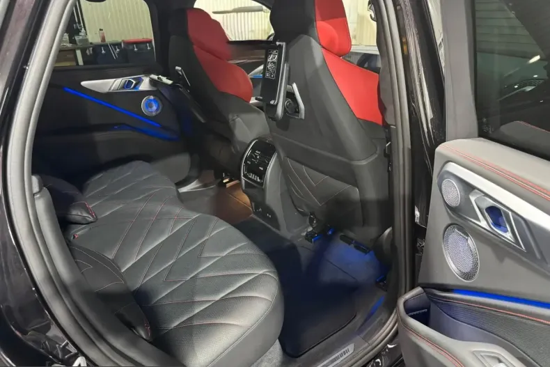 BMW XM (Seria X) din 2024 cu 15.500 km - oferta BMW204349 - foto 9