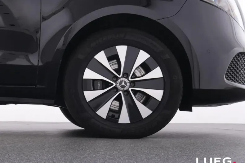 Mercedes-Benz V 300 (Clasa V) din 2024 cu 19.952 km - oferta MER204350 - foto 22