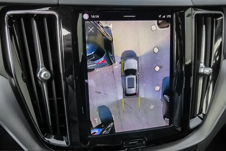 Volvo XC60 din 2023 cu 52.085 km - oferta VOL204352 - foto 8