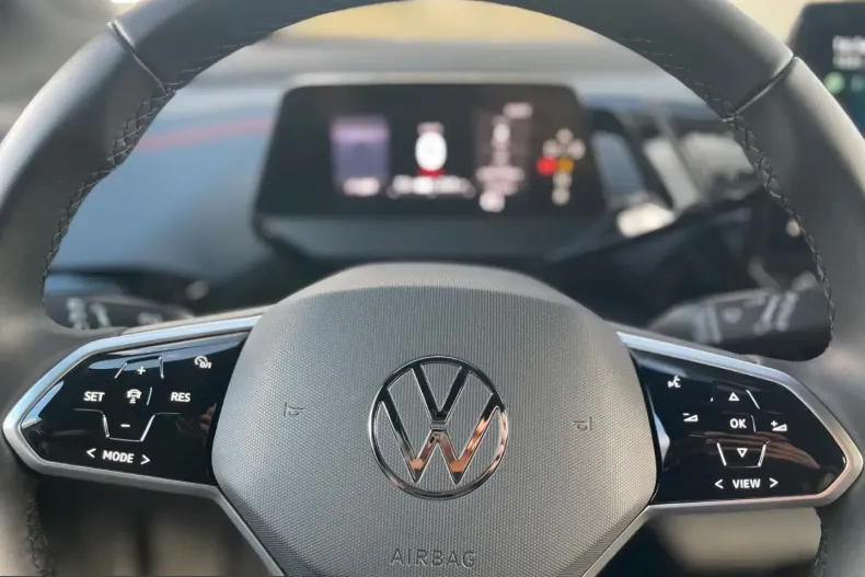 Volkswagen ID.4 din 2022 cu 8.400 km - oferta VOL204353 - foto 10