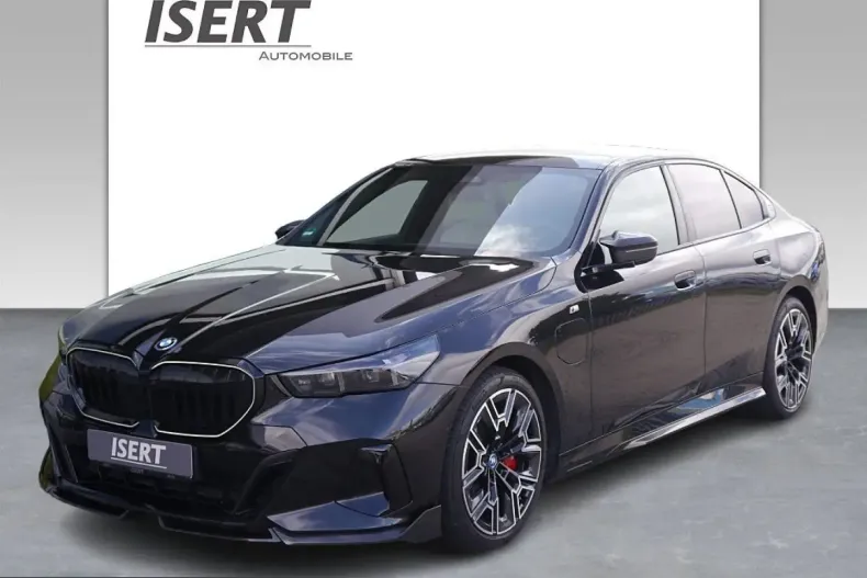 BMW 550 (Seria 5) din 2024 cu 14.520 km - oferta BMW204354 - foto 1