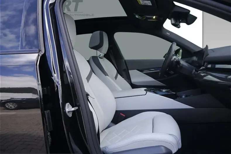 BMW 550 (Seria 5) din 2024 cu 14.520 km - oferta BMW204354 - foto 10