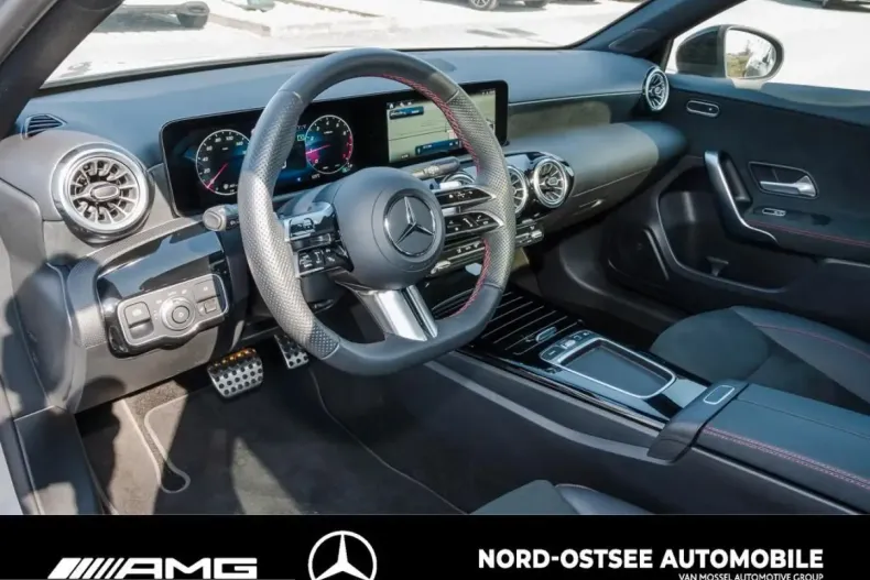 Mercedes-Benz A 200 (Clasa A) din 2025 cu 8.316 km - oferta MER204355 - foto 7