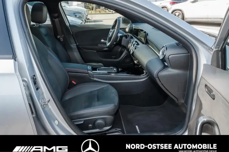 Mercedes-Benz A 200 (Clasa A) din 2025 cu 8.316 km - oferta MER204355 - foto 10