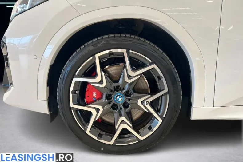 BMW iX2 (Seria X) din 2024 cu 4.500 km - oferta BMW204359 - foto 6
