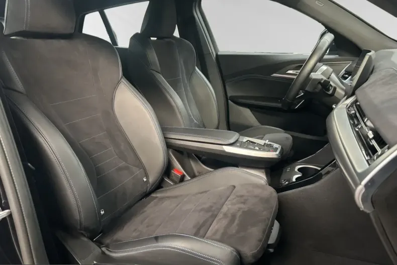 BMW iX2 (Seria X) din 2024 cu 23.990 km - oferta BMW204360 - foto 7