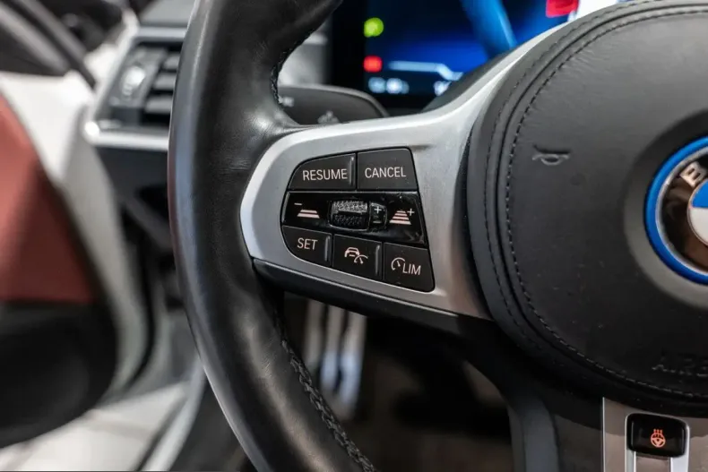 BMW i4 (Seria 4) din 2023 cu 40.616 km - oferta BMW204364 - foto 20