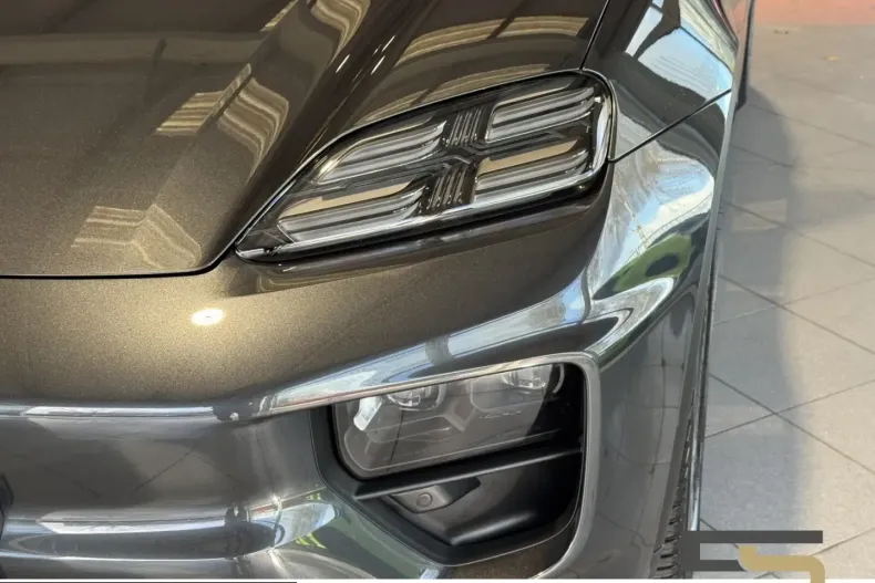 Porsche Macan din 2024 cu 14.161 km - oferta POR204369 - foto 7