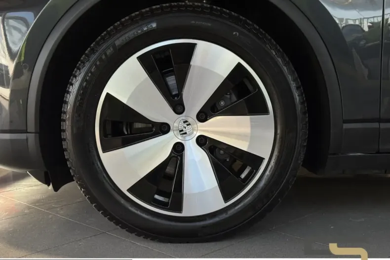 Porsche Macan din 2024 cu 14.161 km - oferta POR204369 - foto 8