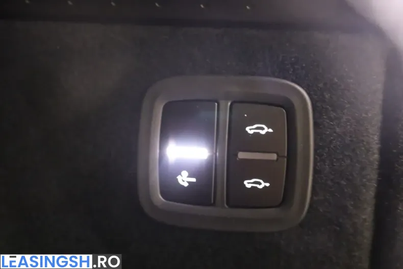 Porsche Macan din 2024 cu 12.122 km - oferta POR204370 - foto 12