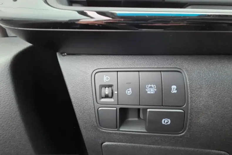 Hyundai Staria din 2026 cu 6 km - oferta HYU204371 - foto 12