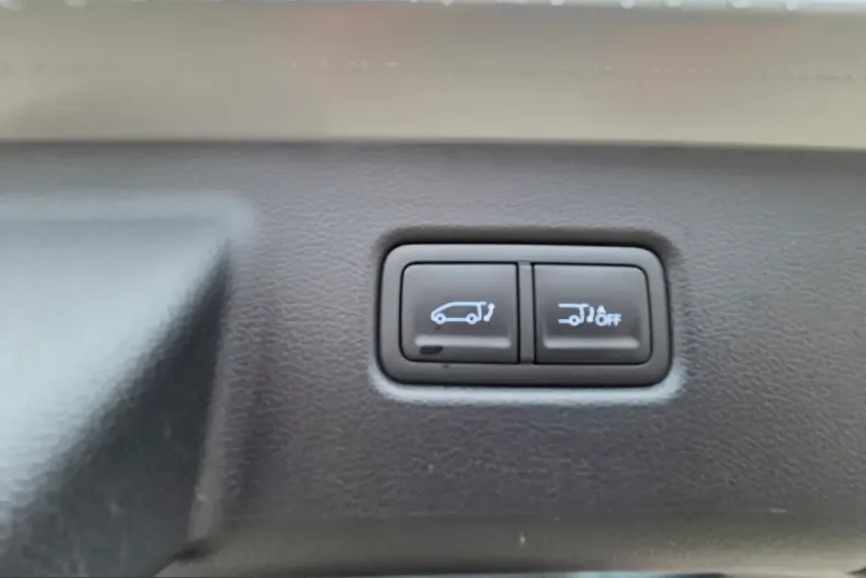 Hyundai Staria din 2026 cu 6 km - oferta HYU204371 - foto 19