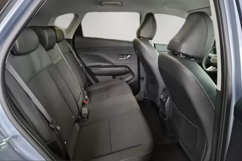 Hyundai Kona Elektro din 2024 cu 10 km - oferta HYU204375 - foto 9