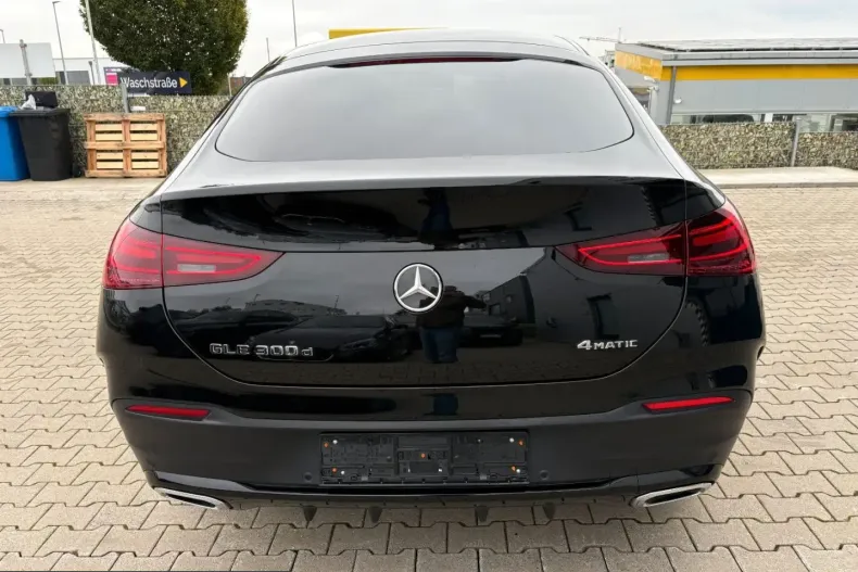 Mercedes-Benz GLE 300 (Clasa GLE) din 2025 cu 22.000 km - oferta MER204381 - foto 6