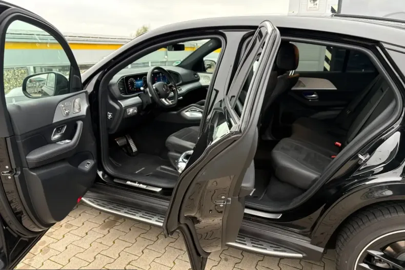 Mercedes-Benz GLE 300 (Clasa GLE) din 2025 cu 22.000 km - oferta MER204381 - foto 12