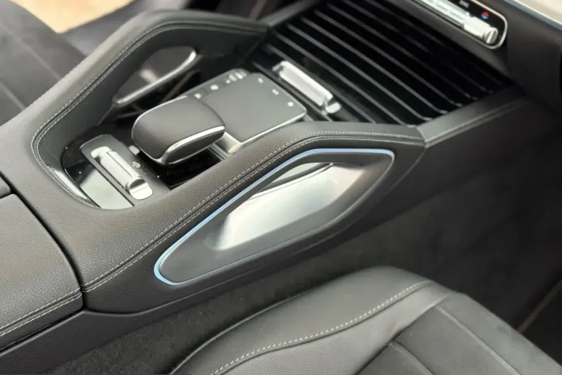 Mercedes-Benz GLE 300 (Clasa GLE) din 2025 cu 22.000 km - oferta MER204381 - foto 25