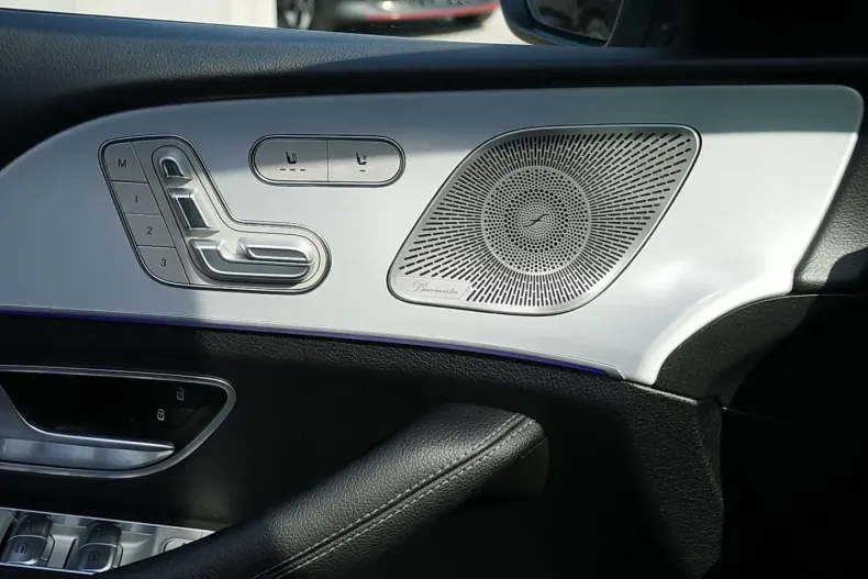 Mercedes-Benz GLE 300 (Clasa GLE) din 2025 cu 71.586 km - oferta MER204383 - foto 14