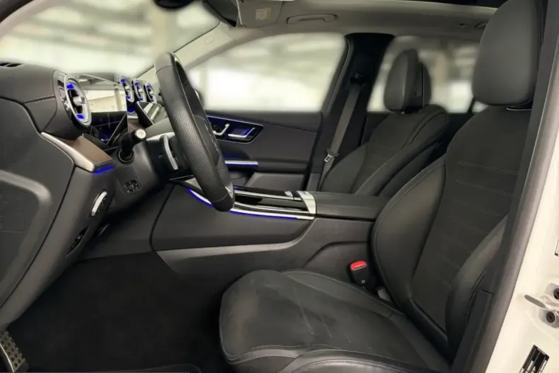 Mercedes-Benz GLC 300 (Clasa GLC) din 2024 cu 21.548 km - oferta MER204388 - foto 8