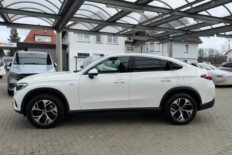 Mercedes-Benz GLC 300 (Clasa GLC) din 2025 cu 4.563 km - oferta MER204389 - foto 2