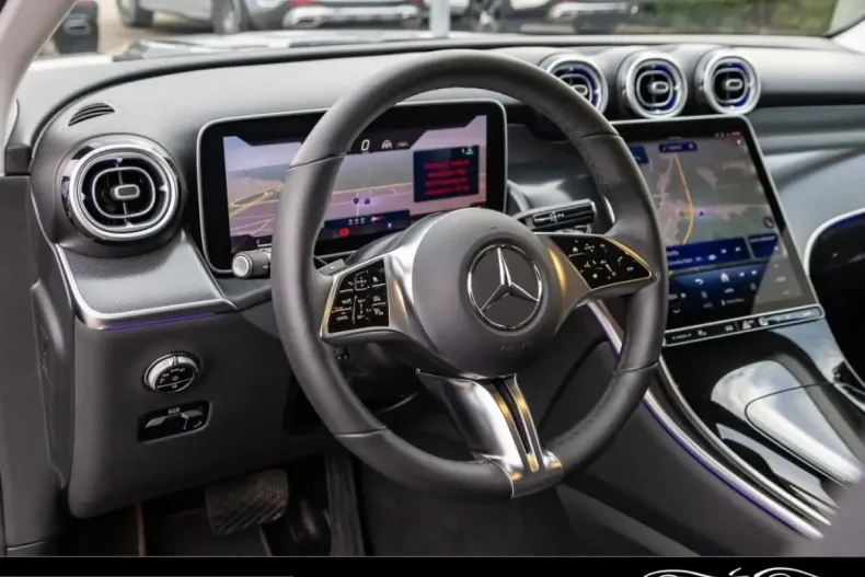 Mercedes-Benz GLC 220 (Clasa GLC) din 2024 cu 10.505 km - oferta MER204391 - foto 12