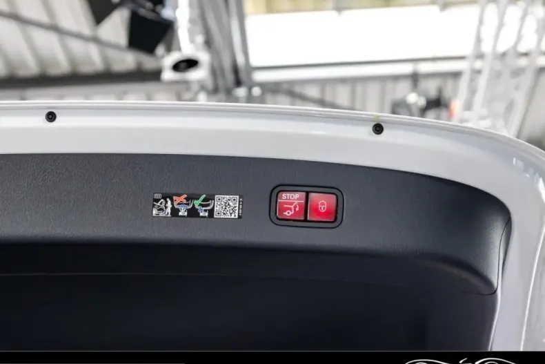 Mercedes-Benz GLC 400 (Clasa GLC) din 2025 cu 9.292 km - oferta MER204392 - foto 7