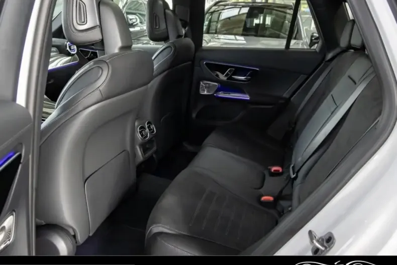 Mercedes-Benz GLC 400 (Clasa GLC) din 2025 cu 9.292 km - oferta MER204392 - foto 11