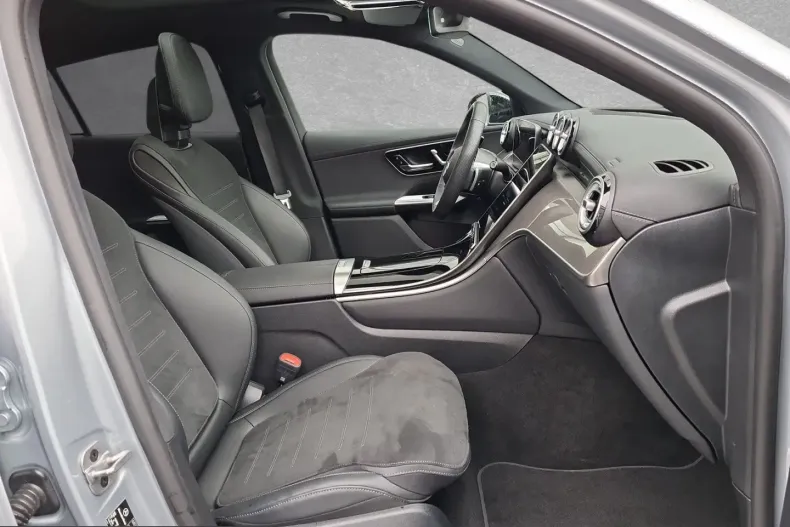 Mercedes-Benz GLC 300 (Clasa GLC) din 2024 cu 9.595 km - oferta MER204393 - foto 3