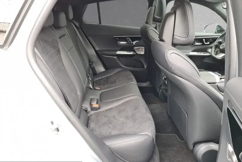 Mercedes-Benz GLC 300 (Clasa GLC) din 2024 cu 9.595 km - oferta MER204393 - foto 5