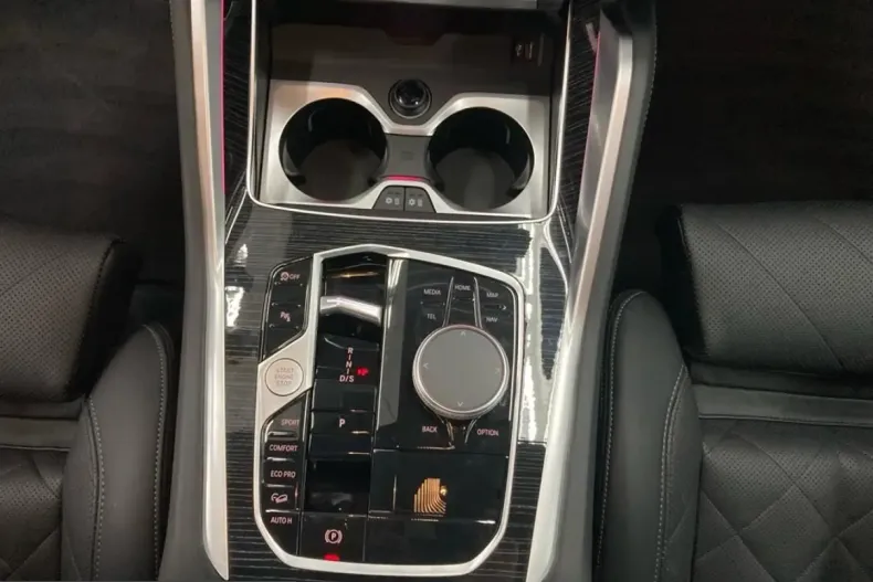 BMW X6 (Seria X) din 2025 cu 18.500 km - oferta BMW204396 - foto 8