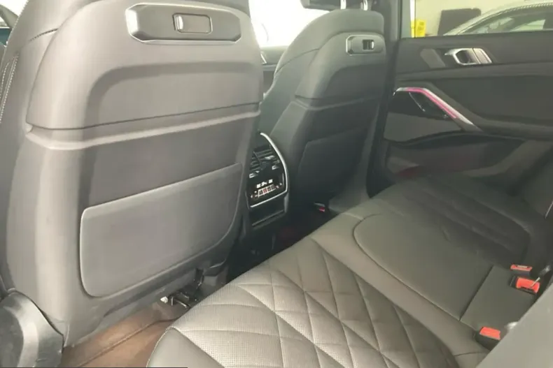 BMW X6 (Seria X) din 2025 cu 18.500 km - oferta BMW204396 - foto 17