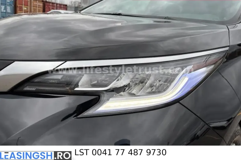 Toyota Sienna din 2025 cu 9.100 km - oferta TOY204402 - foto 8