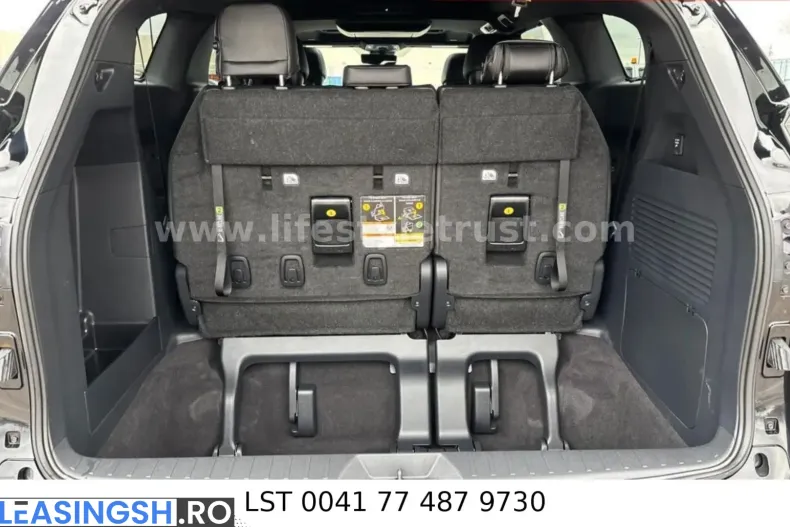 Toyota Sienna din 2025 cu 9.100 km - oferta TOY204402 - foto 10