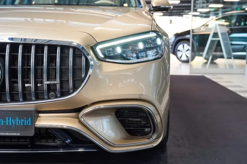 Mercedes-Benz S 63 AMG (Clasa S) din 2023 cu 5.840 km - oferta MER204404 - foto 6