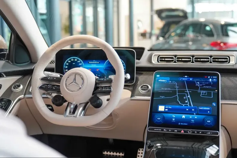 Mercedes-Benz S 63 AMG (Clasa S) din 2023 cu 5.840 km - oferta MER204404 - foto 13