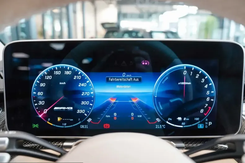 Mercedes-Benz S 63 AMG (Clasa S) din 2023 cu 5.840 km - oferta MER204404 - foto 17