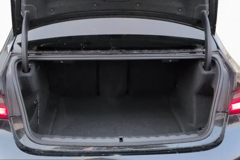 BMW 320 (Seria 3) din 2024 cu 7.575 km - oferta BMW204422 - foto 14