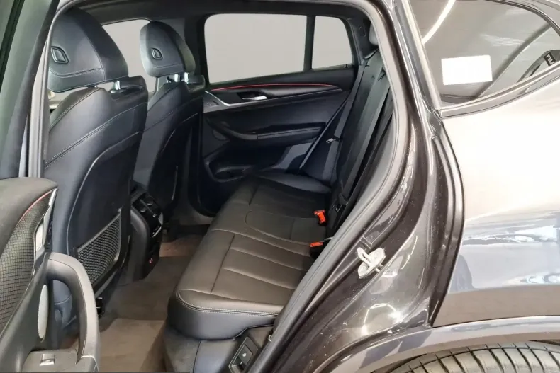 BMW X4 (Seria X) din 2022 cu 89.106 km - oferta BMW204429 - foto 11