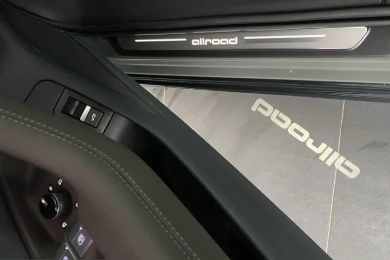 Audi A6 Allroad din 2024 cu 52.011 km - oferta AUD204432 - foto 18