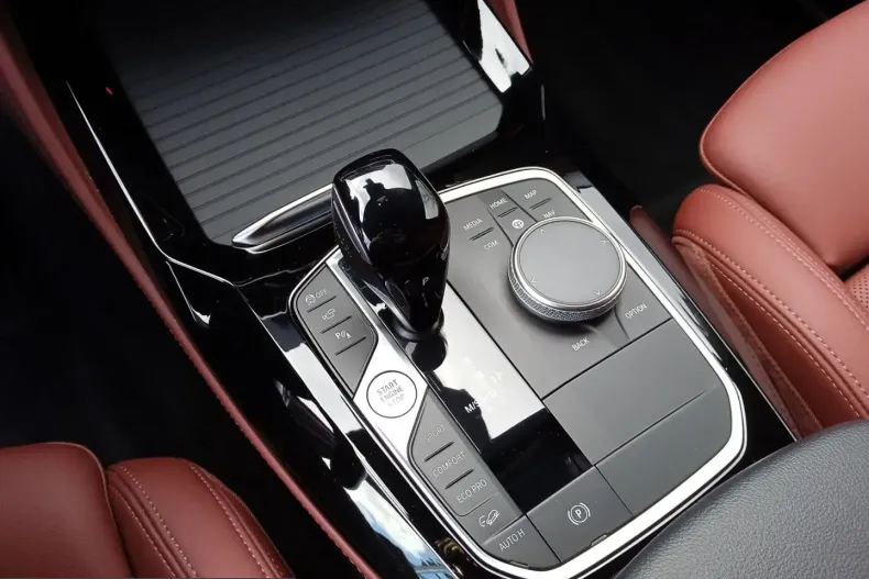 BMW X4 (Seria X) din 2023 cu 46.946 km - oferta BMW204433 - foto 14