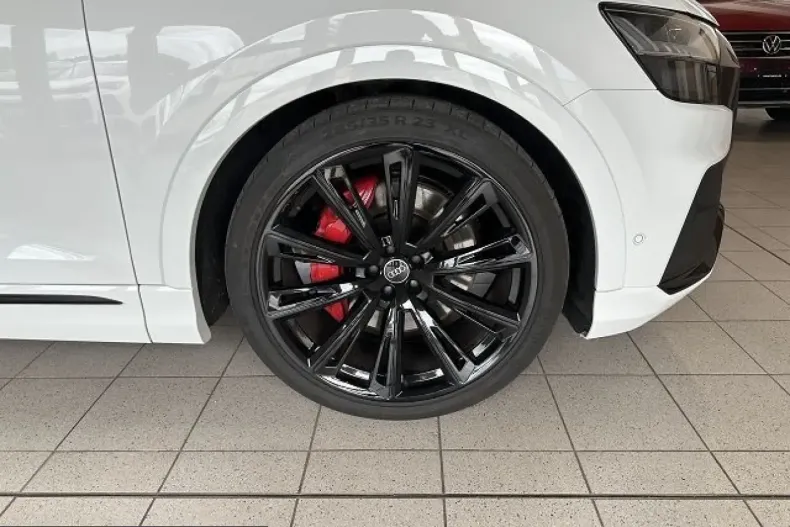 Audi SQ8 din 2022 cu 30.433 km - oferta AUD204440 - foto 8