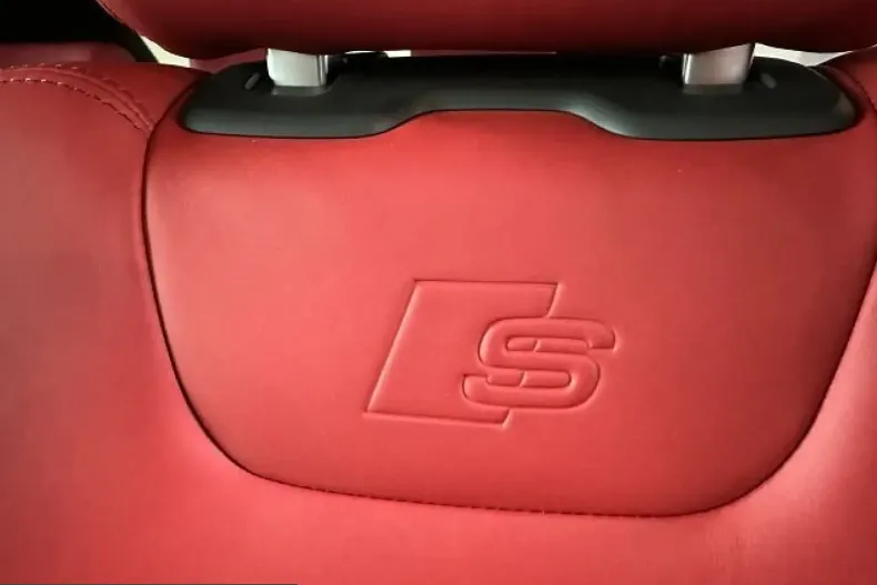 Audi SQ8 din 2022 cu 30.433 km - oferta AUD204440 - foto 10