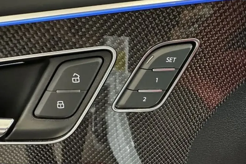 Audi SQ8 din 2022 cu 30.433 km - oferta AUD204440 - foto 22