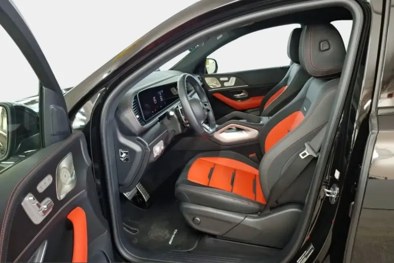 Mercedes-Benz GLE 53 AMG (Clasa GLE) din 2025 cu 9.703 km - oferta MER204443 - foto 11