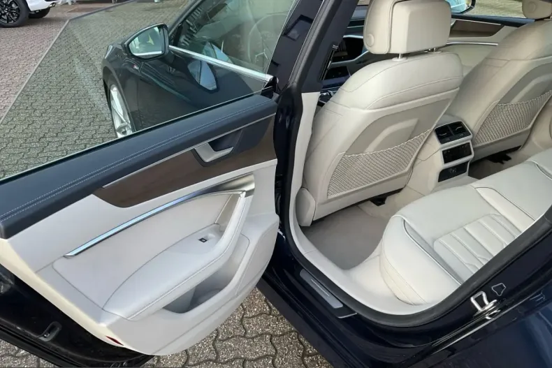 Audi A7 din 2023 cu 12.712 km - oferta AUD204444 - foto 24