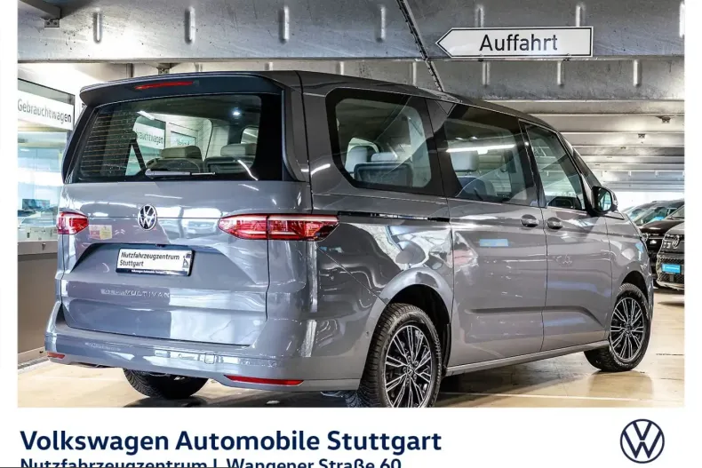 Volkswagen T7 Multivan din 2022 cu 86.447 km - oferta VOL204453 - foto 2