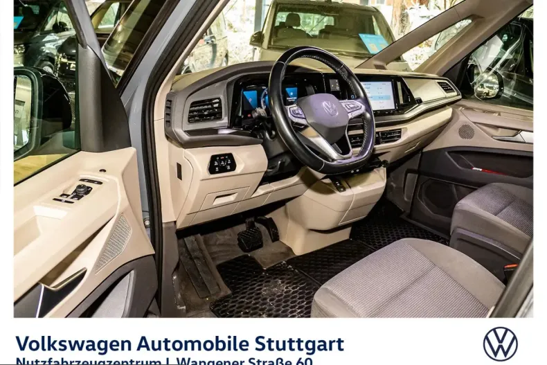 Volkswagen T7 Multivan din 2022 cu 86.447 km - oferta VOL204453 - foto 3