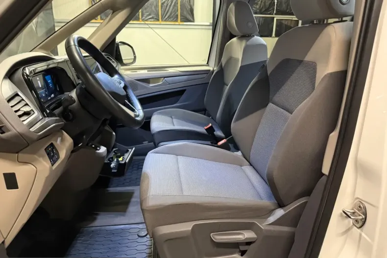 Volkswagen T7 Multivan din 2022 cu 67.000 km - oferta VOL204454 - foto 26