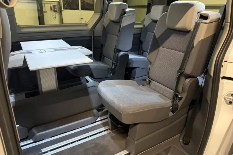 Volkswagen T7 Multivan din 2022 cu 67.000 km - oferta VOL204454 - foto 27